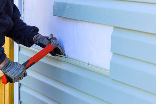Trusted Storm Damage Siding Repair service in Bellevue, IL - Creative Siding